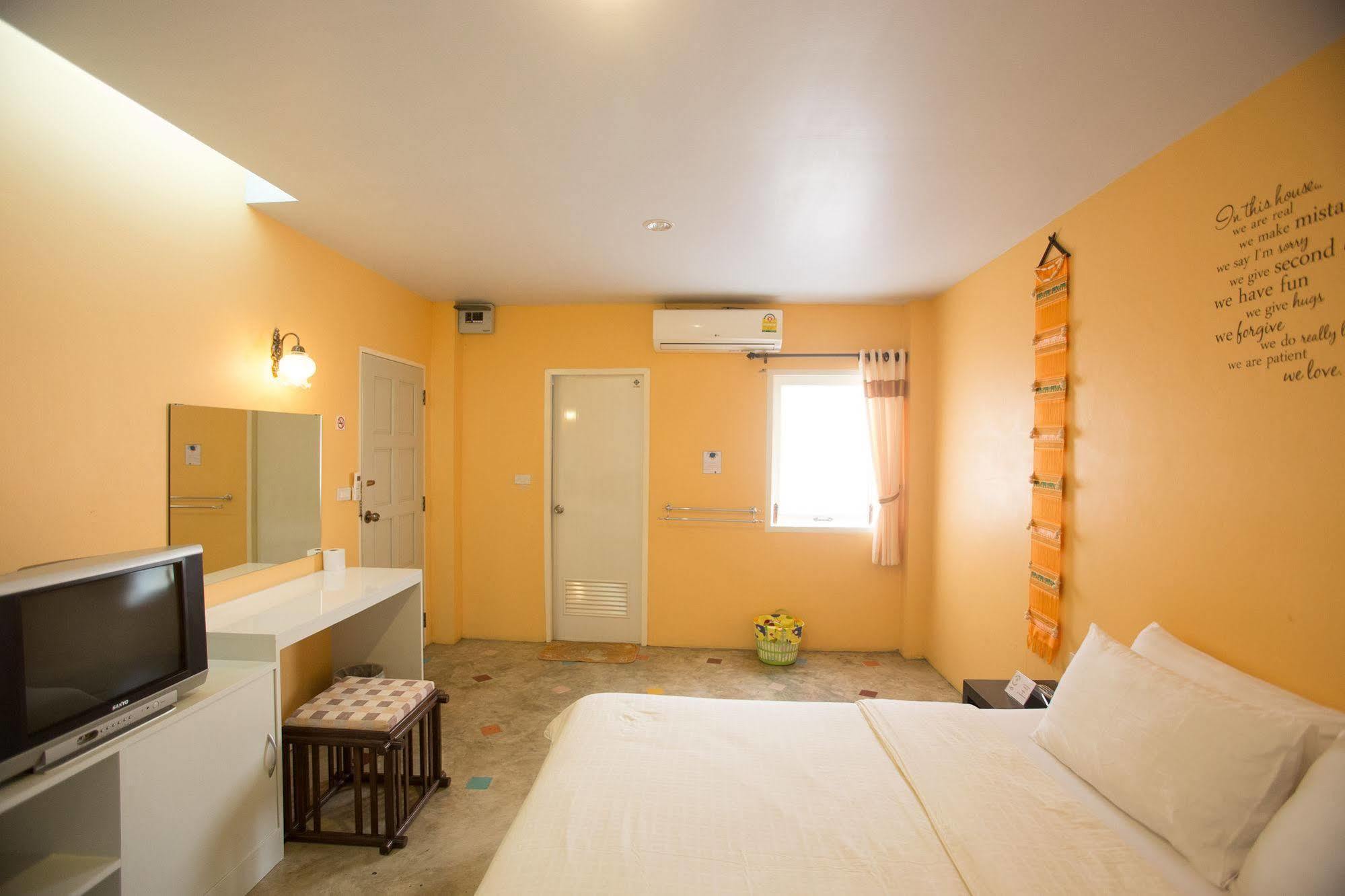 Hotel Dozy House Čiang Mai Exteriér fotografie